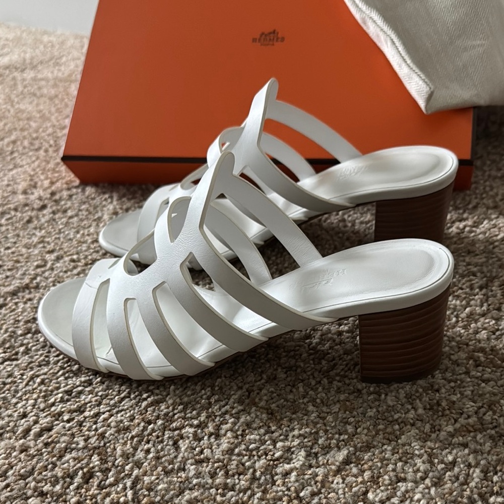 Hermes White Women's Sandals - Picture 4 of 12